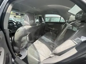 Toyota Corolla 2013 Gray