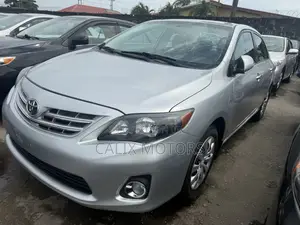 Toyota Corolla 2013 Silver