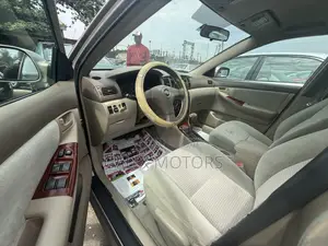 Toyota Corolla 2005 Gold