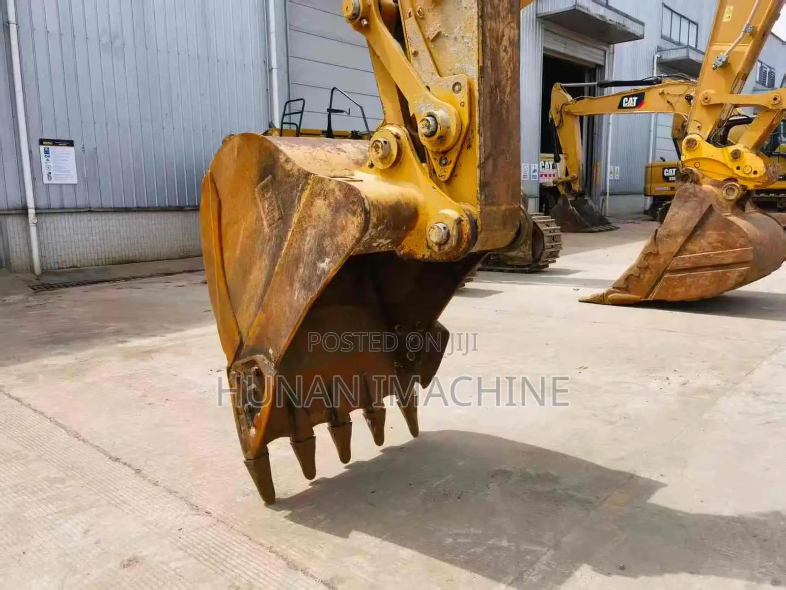 Foreign Used CAT320 Crawler Excavator 2020