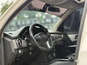 Mercedes-Benz GLK-Class 350 4MATIC 2014 White
