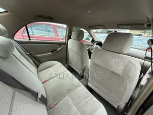 Toyota Corolla 2006 Gold