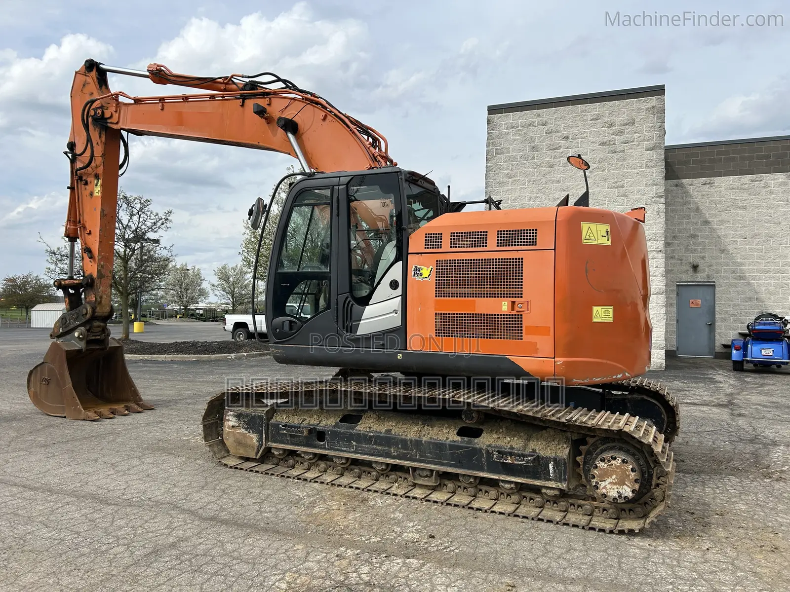 Good Condition Used Hitachi 225 Excavator