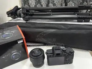 Sony A7 III FullFrame Camera+50mm F/1.8 Len+Yunteng Tripod Brand New