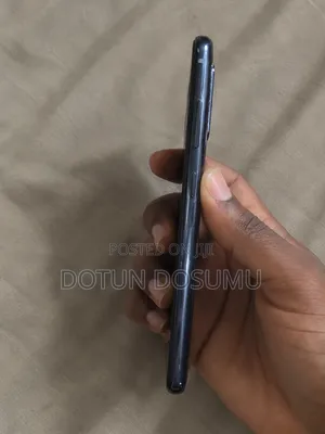 Samsung Galaxy S20 128 GB Black
