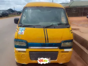 Suzuki APV Minibus 2005 Yellow