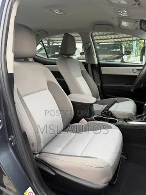 Toyota Corolla LE (1.8L 4cyl 2A) 2019 Gray