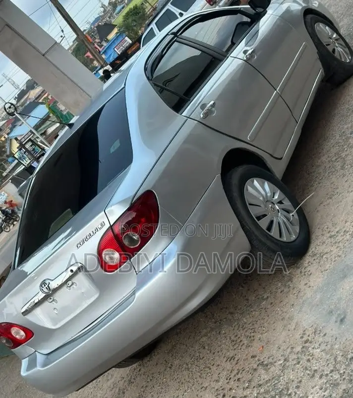 Toyota Corolla LE 2006 Silver