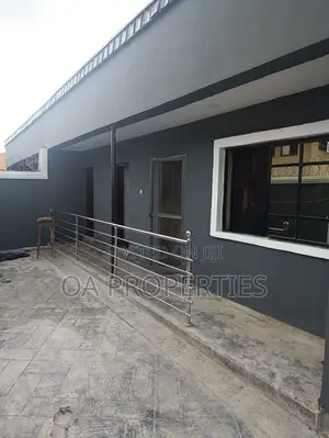 5bdrm Duplex in Airforce Estate, for rent