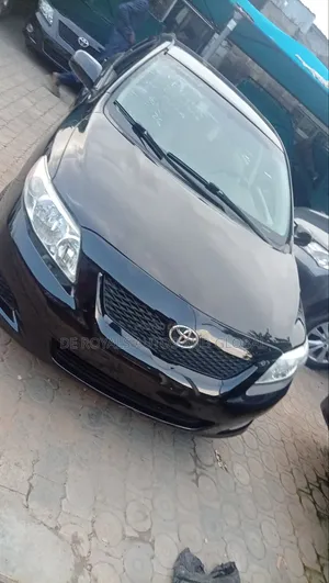 Toyota Corolla 2010 Black