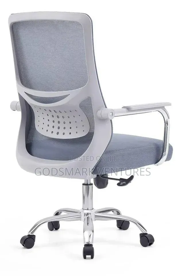 Swivel Mesh Chair