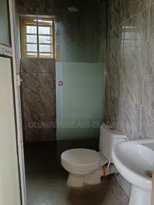 Mini Flat in Palm Gardens, Oluyole Estate for rent
