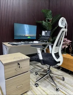 Deluxe Padded Office Chair