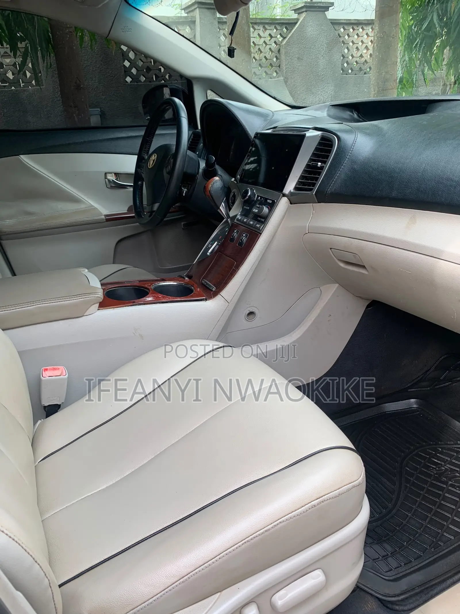 Toyota Venza LE 2009 Black