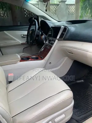 Toyota Venza LE 2009 Black