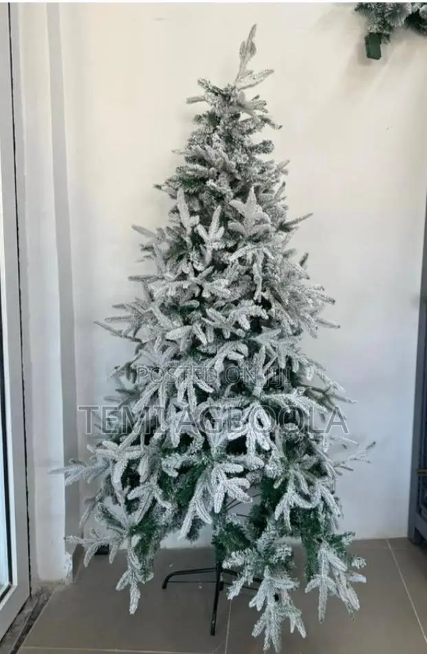 Snowy Christmas Tree 8ft