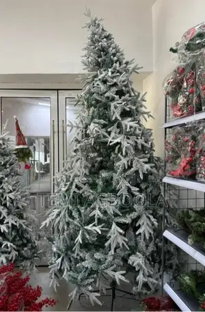 Snowy Christmas Tree 8ft