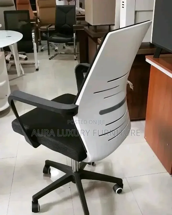 Luxury Corporate Chair