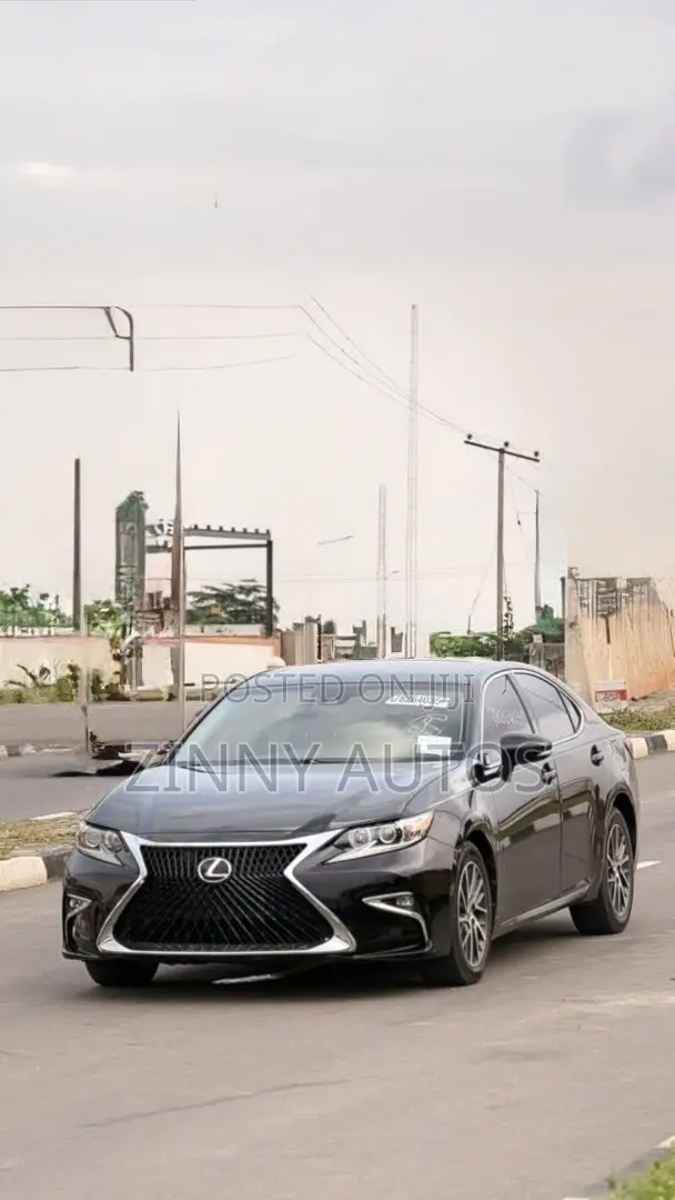 Lexus ES 2017 Gray