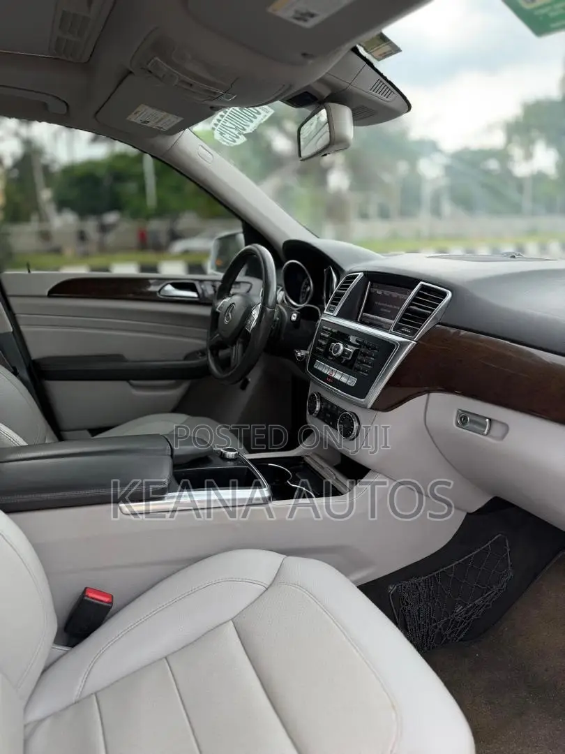 Mercedes-Benz M Class 2014 Silver
