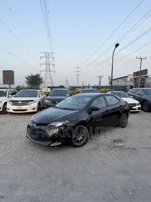 Toyota Corolla LE 4dr Sedan (1.8L 4cyl CVT) 2017 Black