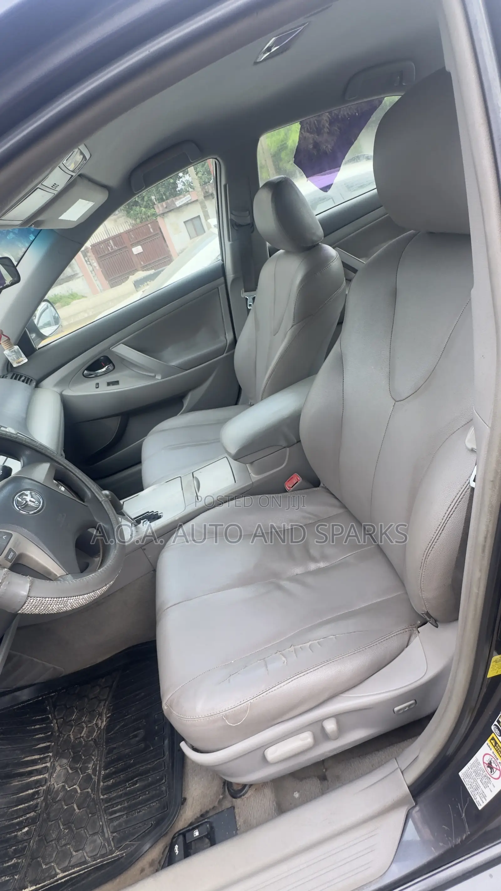 Toyota Camry 2011 Gray