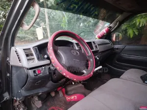 Toyota HiAce 2008 Grey