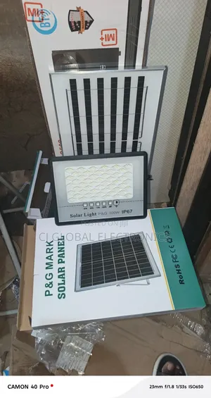 : P&G Mark 100W Solar LED Floodlight With Solar Panel – Waterproof