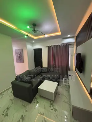 Fully Furnished Luxury One Bedroom Shortlet