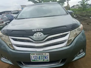 Toyota Venza Limited 2010 Gray