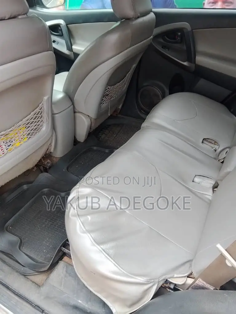 Toyota RAV4 2008 Silver