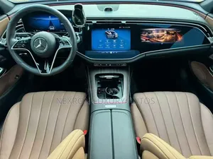 New Mercedes-Benz E300 2025 Black