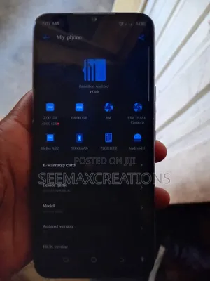 Tecno Spark 8C 64 GB Blue