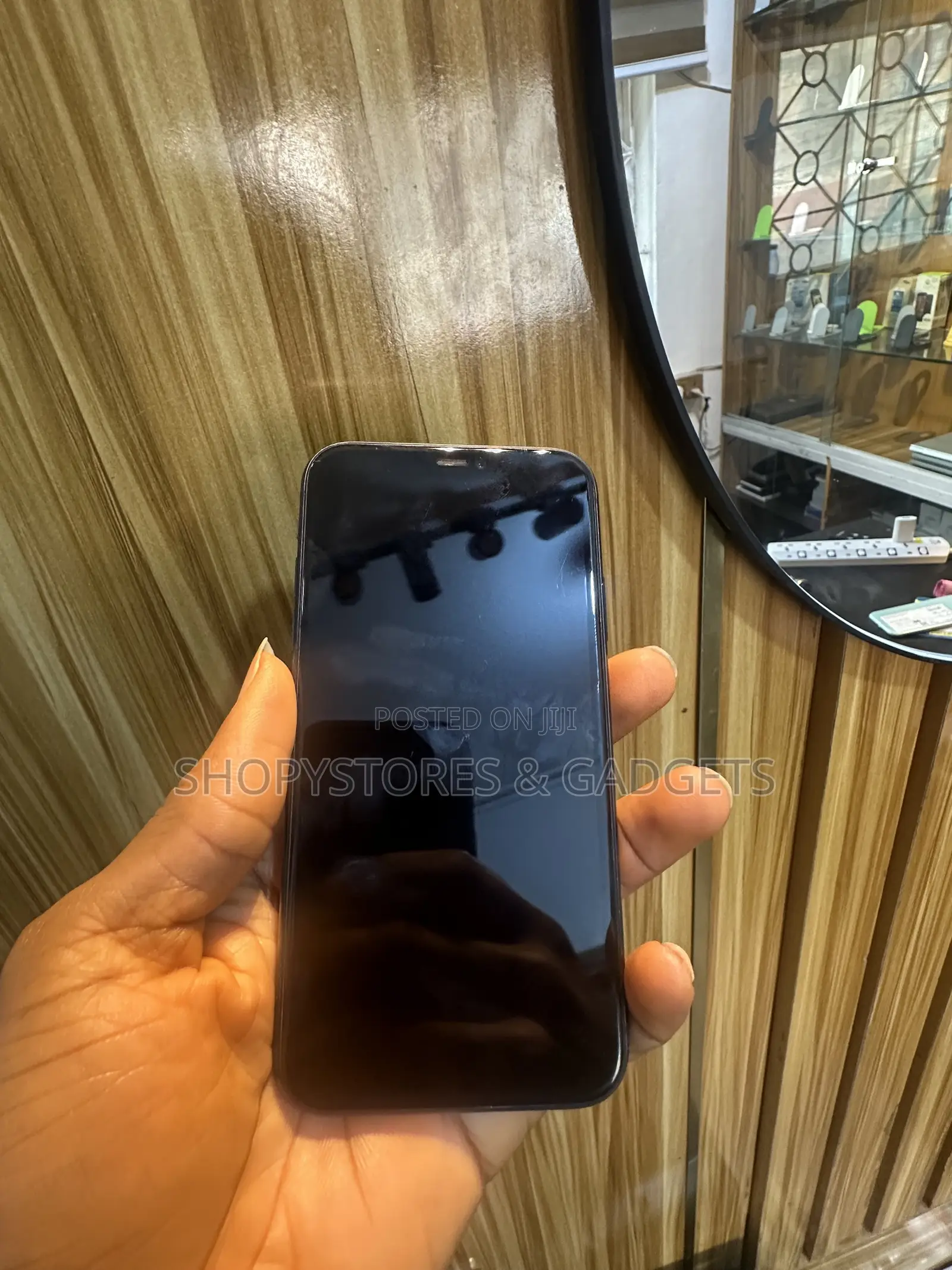 Apple iPhone 11 64 GB Black