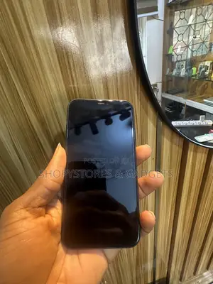 Apple iPhone 11 64 GB Black