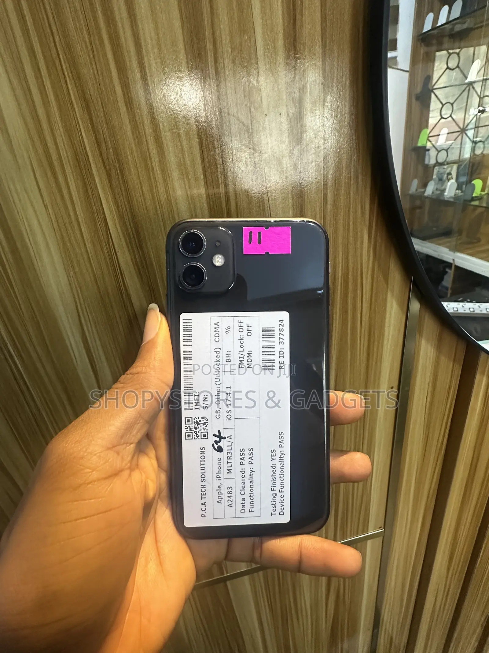 Apple iPhone 11 64 GB Black
