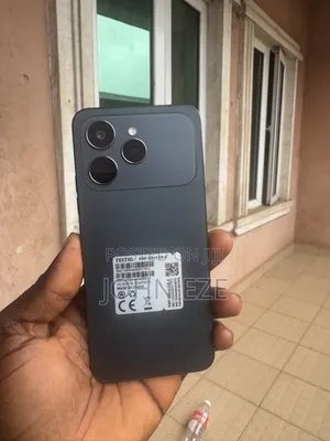 Tecno Spark 40 128 GB Gray