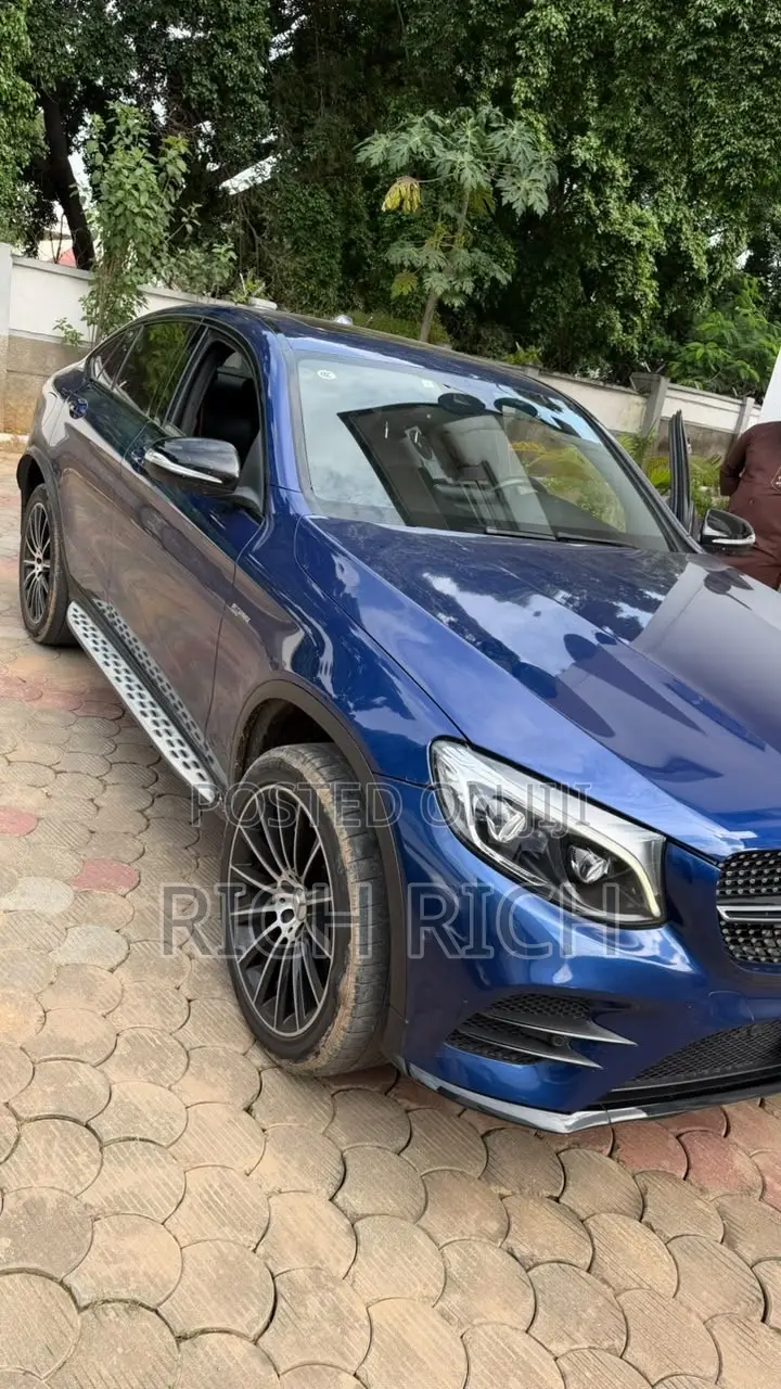 Mercedes-Benz GLC-Class 2018 Blue