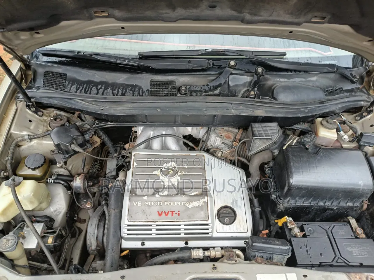 Lexus RX 2000 Gold