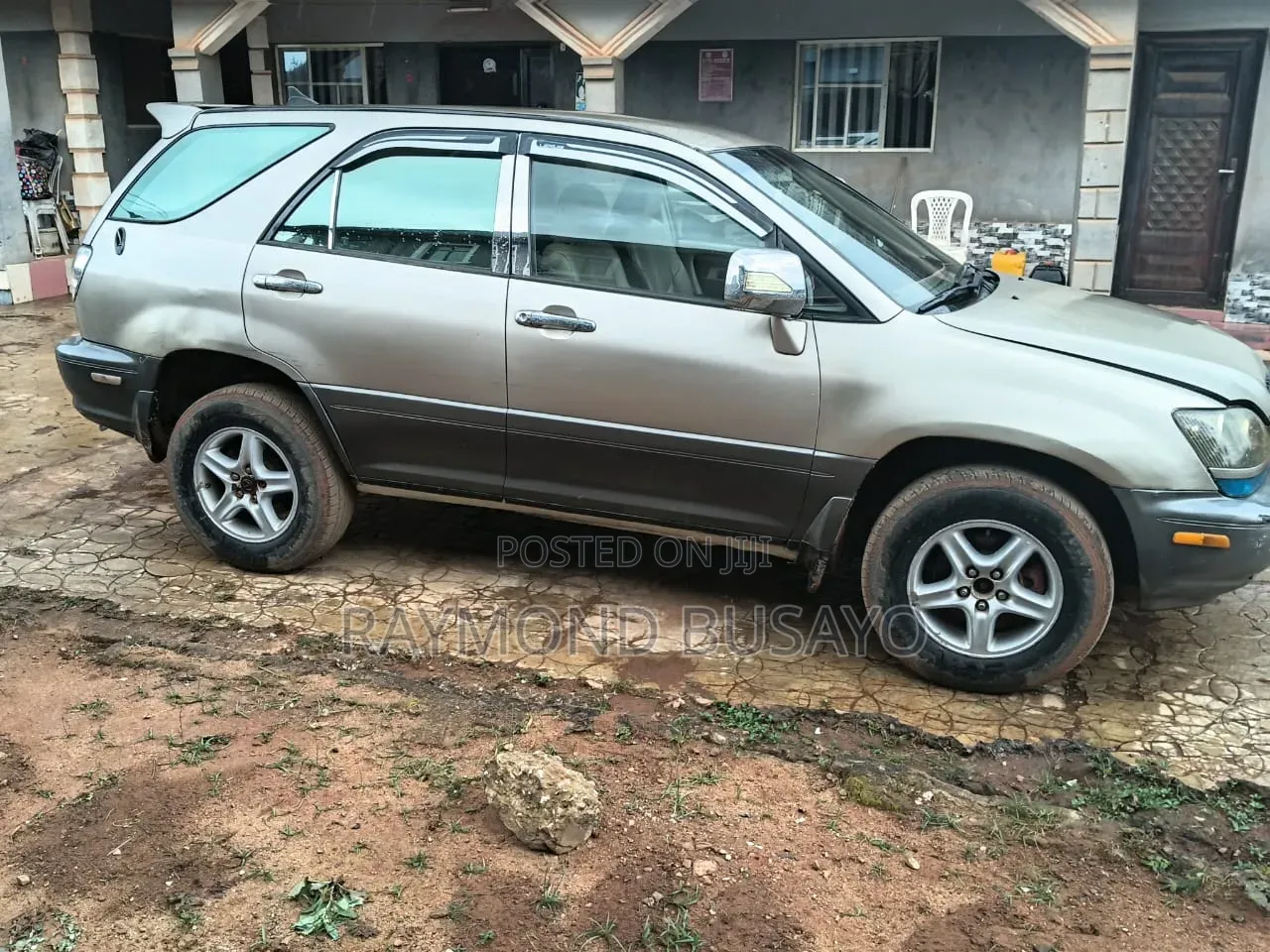 Lexus RX 2000 Gold