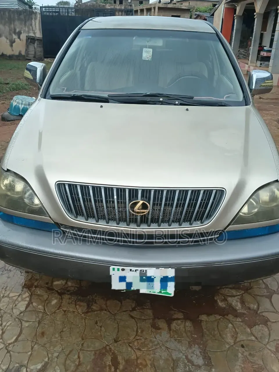 Lexus RX 2000 Gold