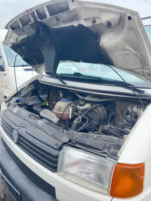 Volkswagen Transporter 2000 White