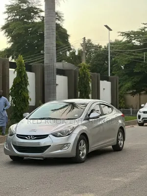 Hyundai Elantra 2013 Silver