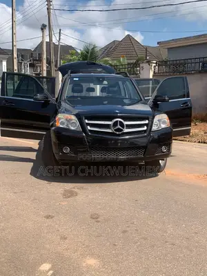 Mercedes-Benz GLK-Class 350 2014 Black