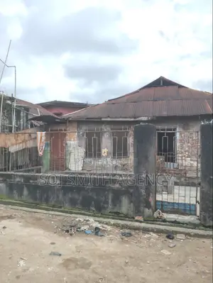 Corner Piece Land Near Morgan, Mushin