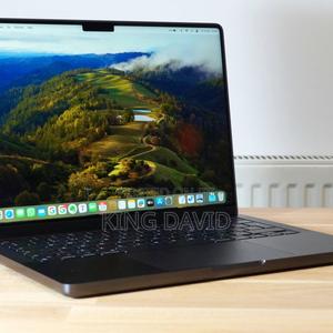 Laptop Apple MacBook Pro 2023 M3 8GB Apple M3 SSD 1T