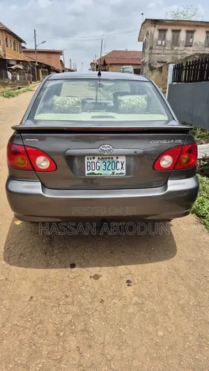 Toyota Corolla 2003 Gray