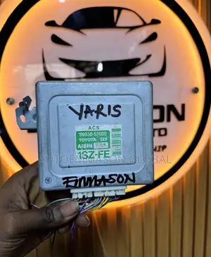 Toyota Yaris Transmission Control Module (Gearbox )
