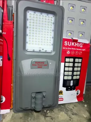 Sukhig 600w, 400w & 300w All-in-One Solar Street Lights
