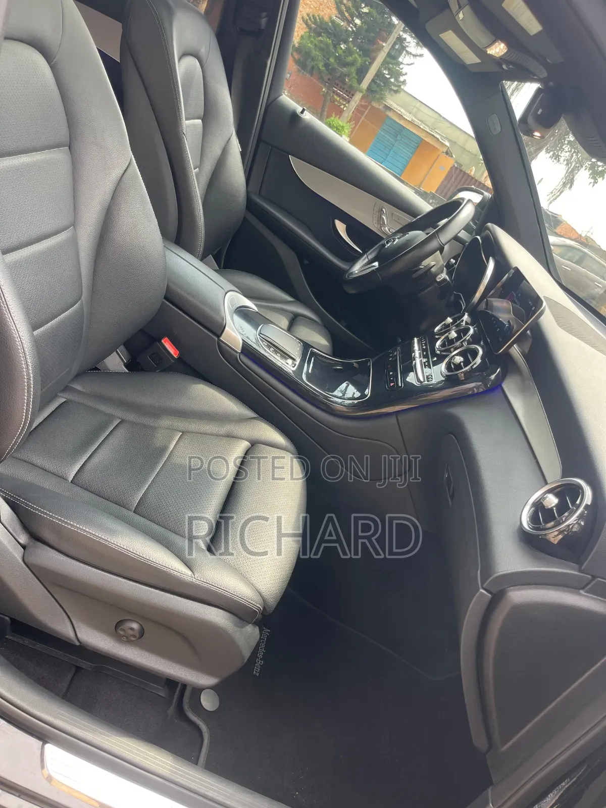 Mercedes-Benz GLC-Class 2022 Black
